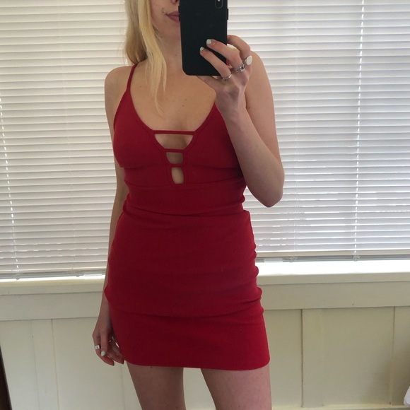 Red Ribbed Bodycon Dress - Picture 2 of 3